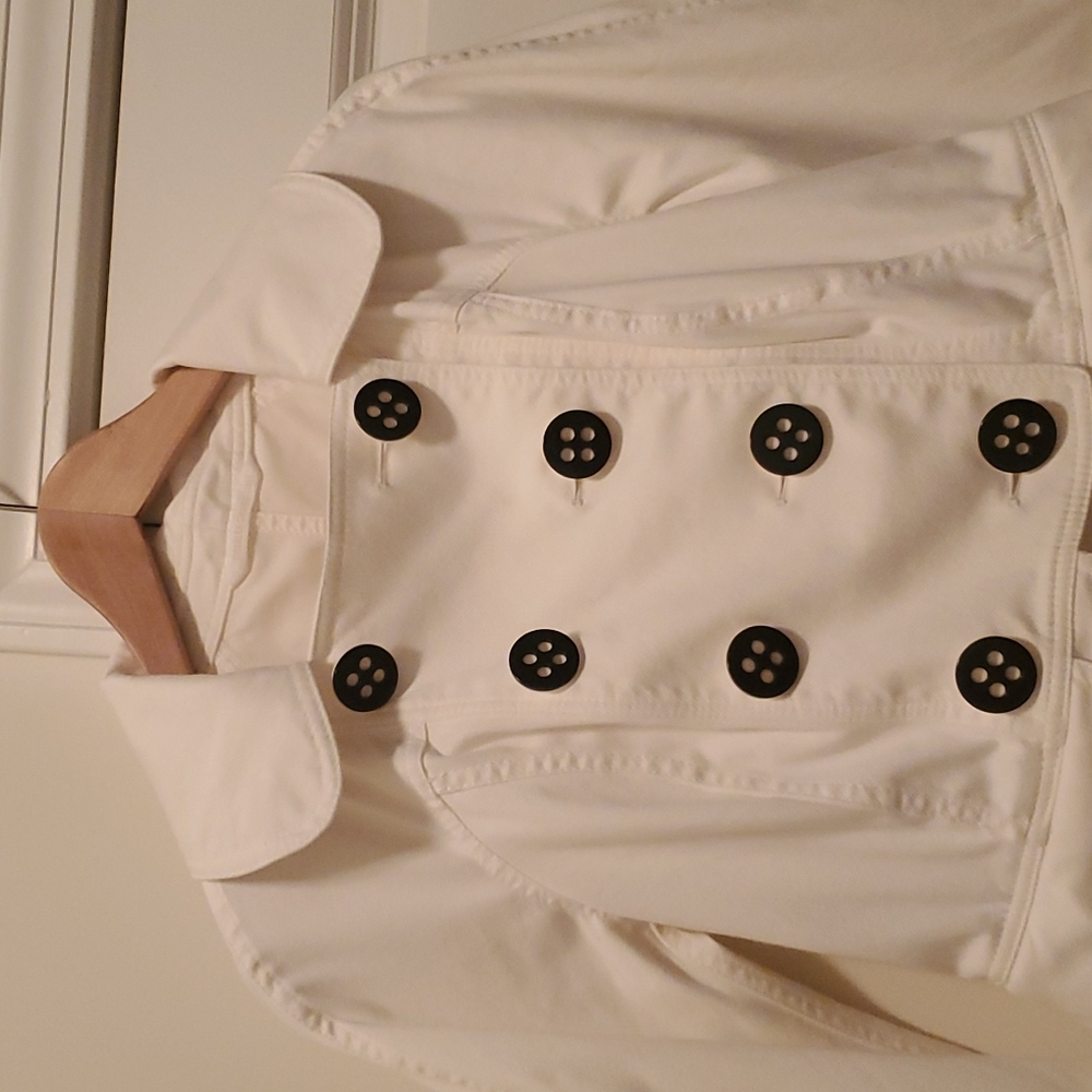 Stylish Button Down Blazer! Sz. 6! - image 2